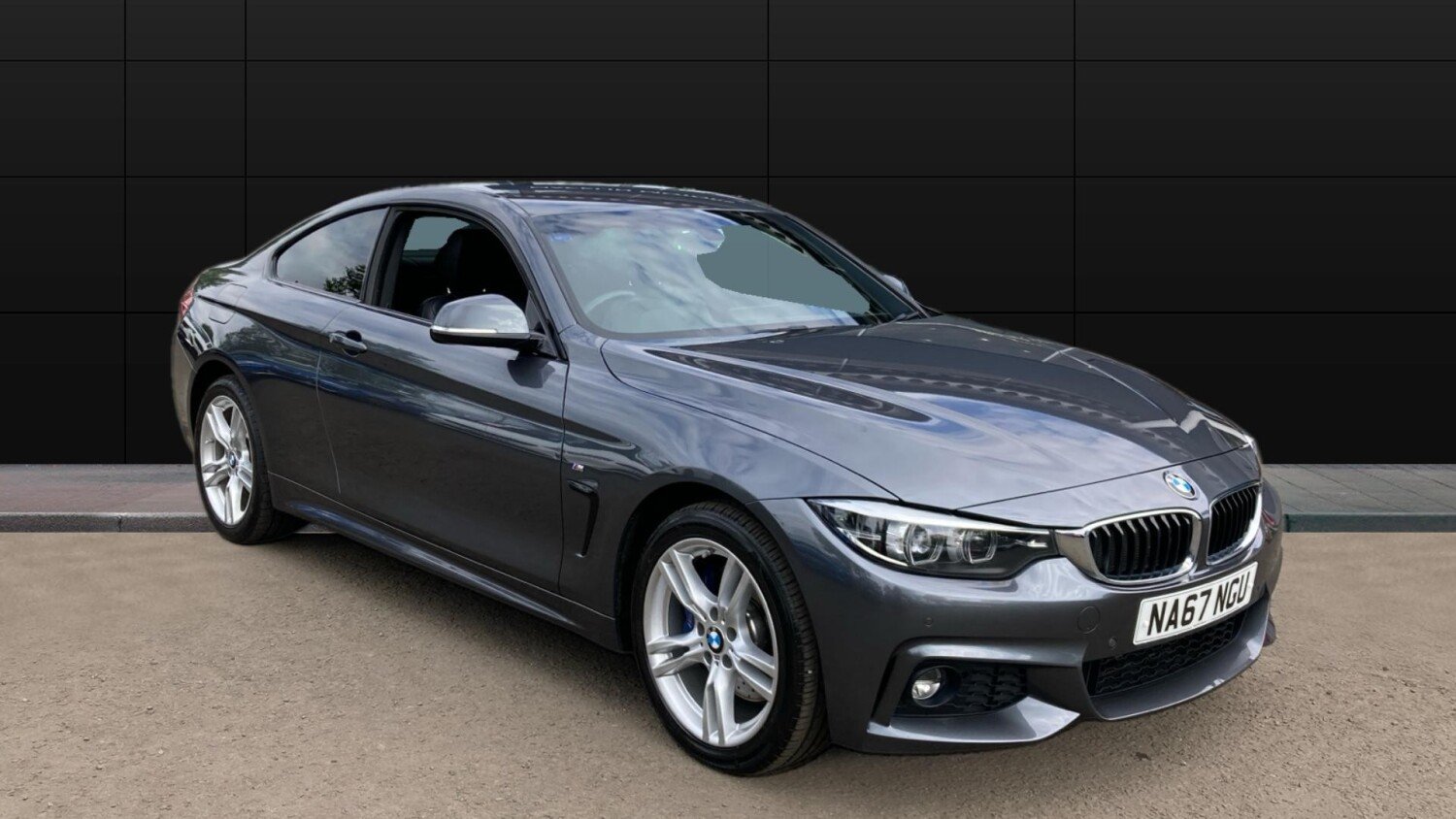 Used BMW 4 Series 420i XDrive M Sport 2dr Auto [Professional Media ...